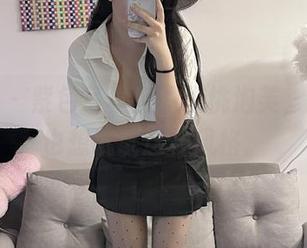 微密圈 - 紫色写真里的玫桃泡芙，搞得我也想试试这种风格。