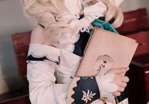 白莉爱吃巧克力的作品精选：妮露让我在原神的世界里转圈圈！