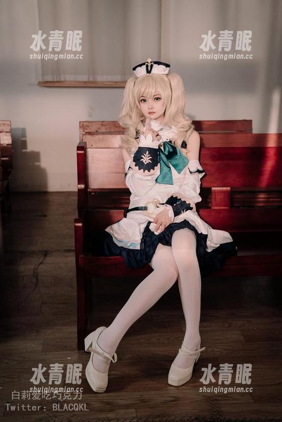 白莉爱吃巧克力在白衬衫里的日子，这份分享该不会是她的日常吧，想象一下会不会挺逗。
