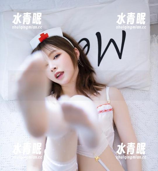 白露Bululu 白露Bululu化身吊带女神,这组cos图包来得太适合了!