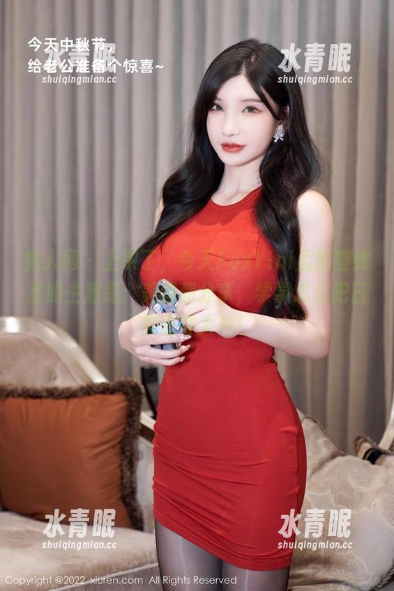 秀人网-FoxYini孟狐狸 秀人网 - 上课了,今天FoxYini孟狐狸教室的主题是:美图和分享,学学怎么把日常变身大片!