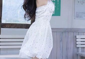 秀人网 - Milk大萌又更新了一波女孩套图，让我们为其摇旗呐喊吧！
