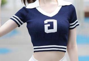 秀人网 - 凯竹BuiBui的户外大片：在自然中碰撞一些不该碰的东西（图册）