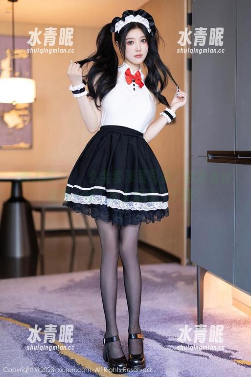 秀人网-婠婠么 秀人网 - 婠婠么全套泳装写真:你准备好迎接一场“水上运动”了吗?