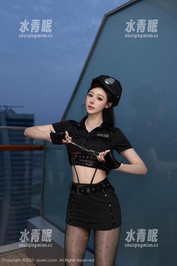 秀人网 - 星小兔Meetu上线！JK资源整装待发—看我来耍个花样！