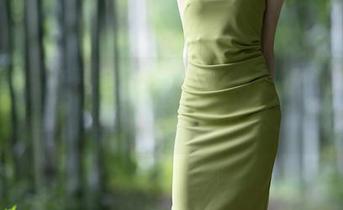 秀人网 - 在葛征Model的兔女郎原图中徘徊，感觉时间都停下来了…