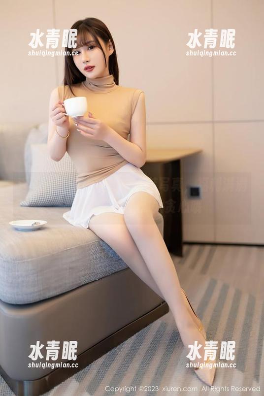 秀人网-谢小蒽 秀人网 - 谢小蒽的职业装写真,福利满满,眼福虽大但别太贪心哦