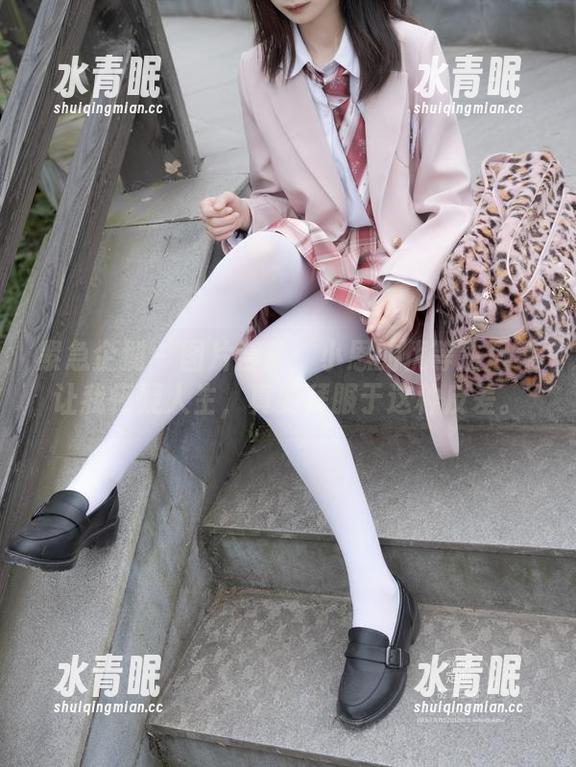 紧急企划-小恩 紧急企划 - 图片合集:小恩的优等生风采让我怀疑人生,真要拜服于这种反差。