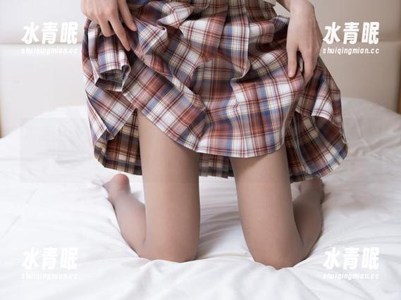 紧急企划-林书辞 紧急企划 - 当林书辞穿上吊带,照片中的时光都似乎放慢了脚步!