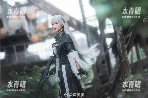 御姐风范全在这里——紫氯氯的写真照片合集，值不值得期待呢？
