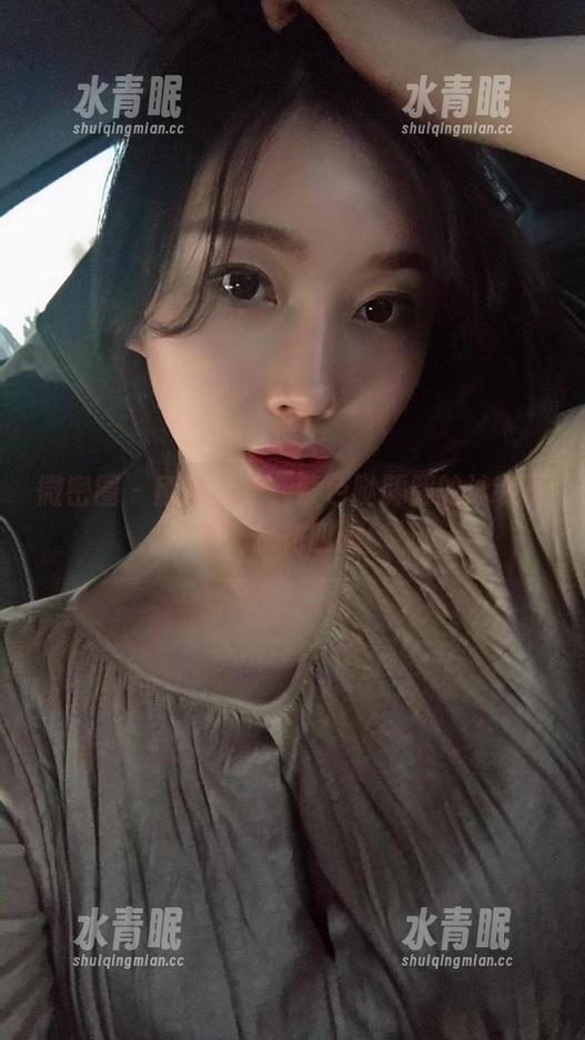 紫色哒豚豚 微密圈 - 刚刚出炉,紫色哒豚豚的泳装写真,水花四溅!