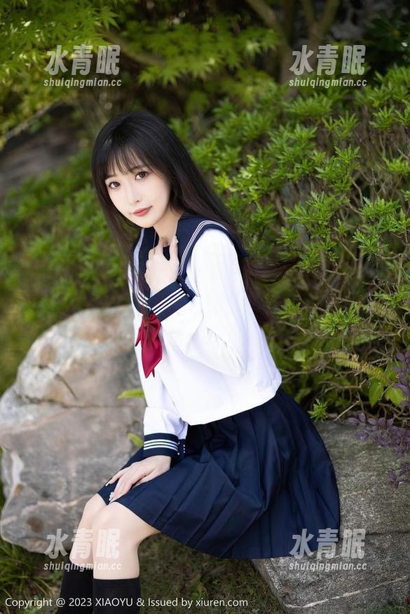 语画界 - 如果你对林乐一的少女写真无感，那壁纸也许会让你眼前一亮，不自觉心动起来。