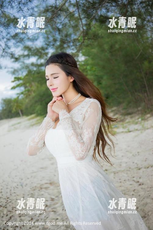 青豆客-颜美汐 青豆客 - 细品颜美汐的制服,图片里藏着多少编织的故事啊?