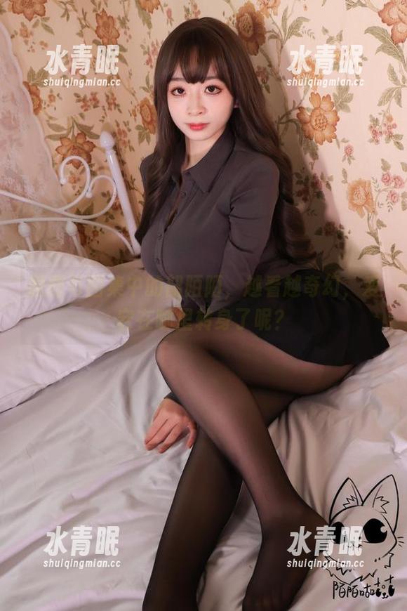 韶陌陌 原图与图集中的韶陌陌,越看越奇幻,爱宕在哪里转身了呢?